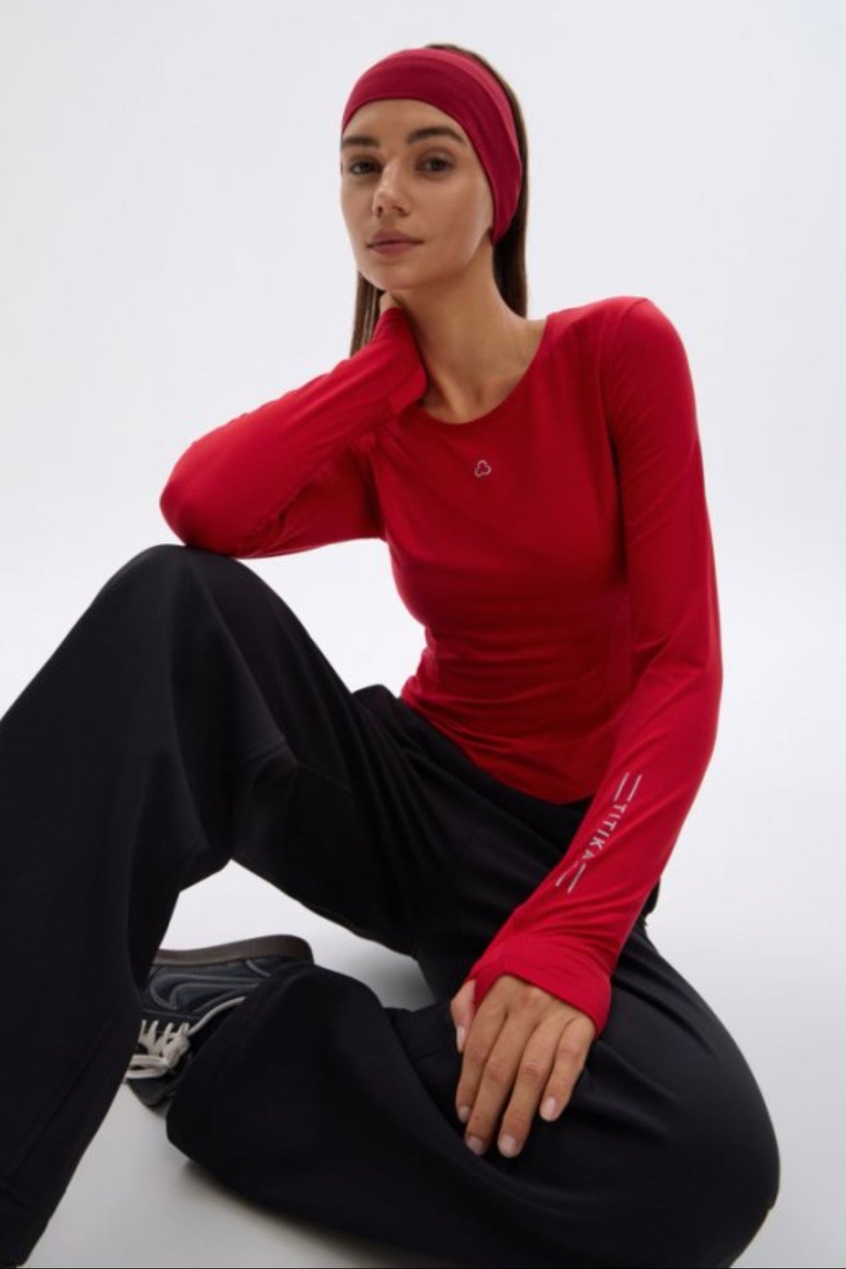 Center Logo Long Sleeve