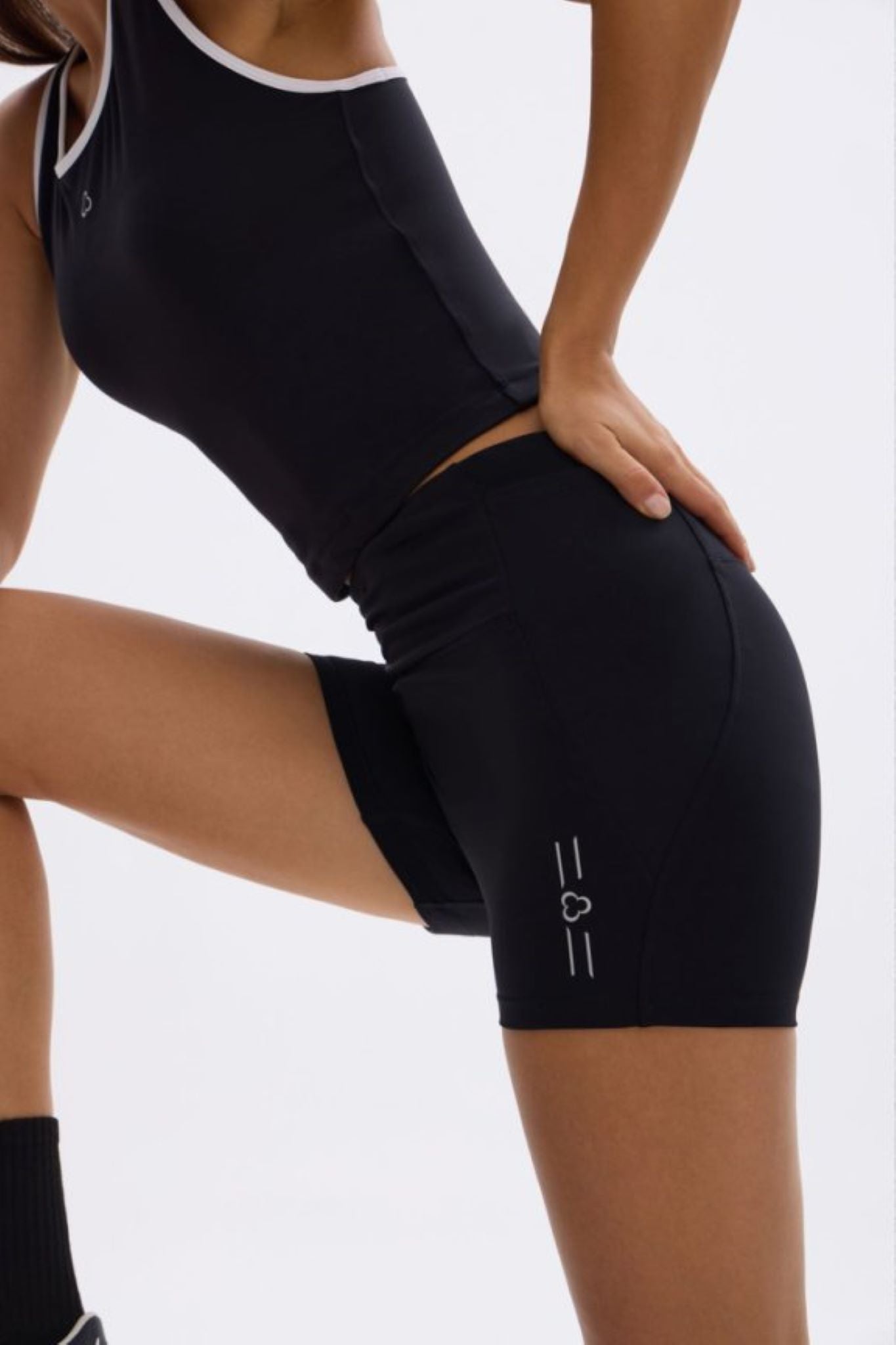 TITIKA Compress Short