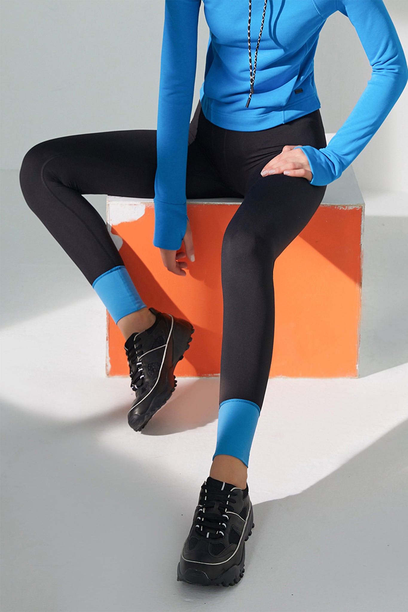 Colour Block Legging – TITIKA Active Couture