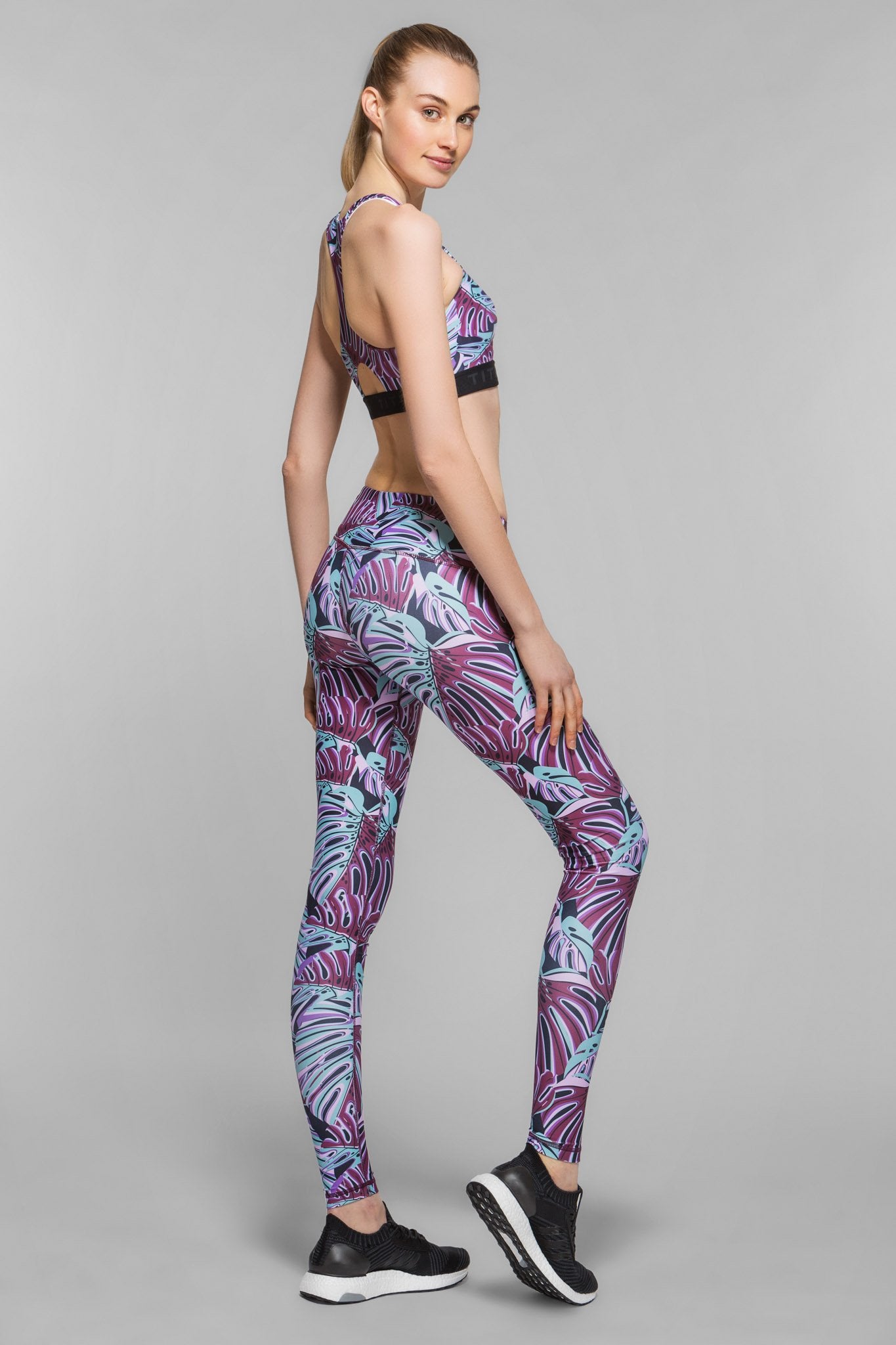 Monstera Graphic Medium Impact Bra