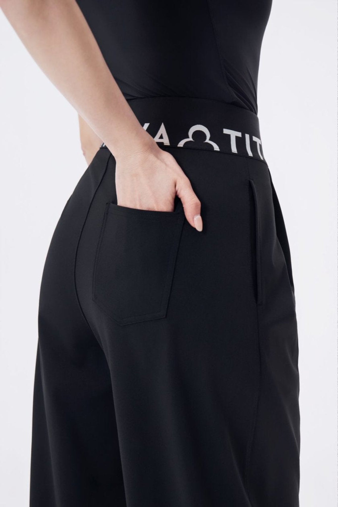 Rylee Cozy Pants - Black