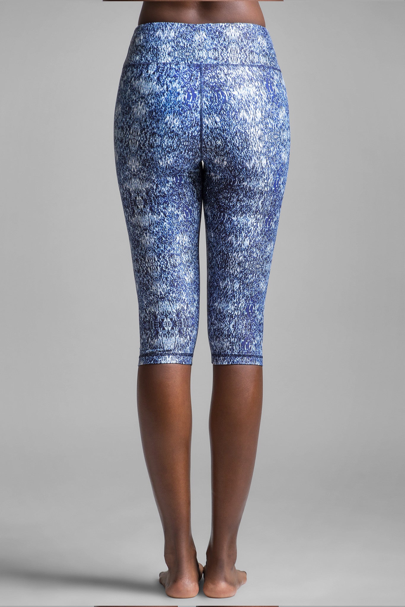 Lucky Graphic Static Crop Legging