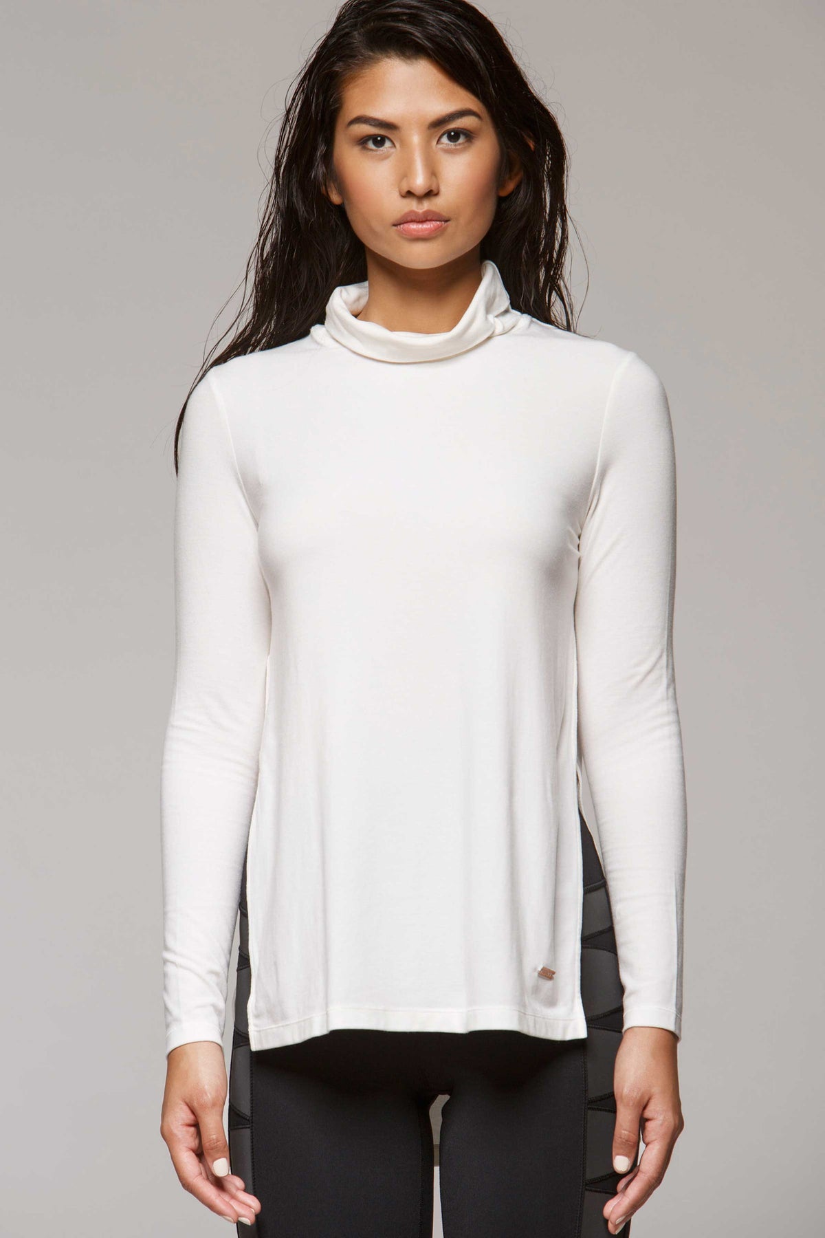 Deimos Turtleneck - Titika Active Couture™ (Hong Kong)