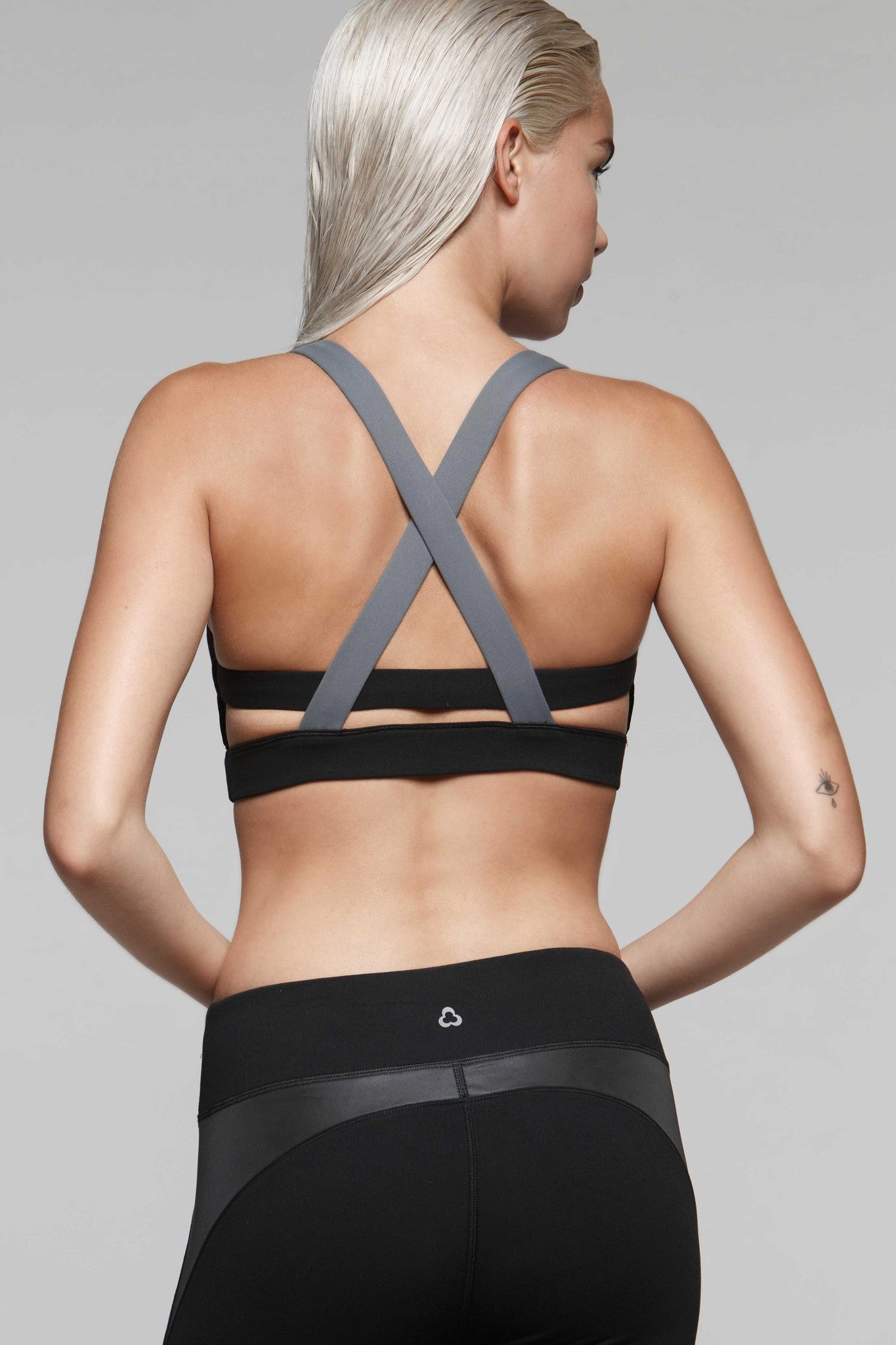 Starp Medium Impact Bra - Titika Active Couture™ (Hong Kong)