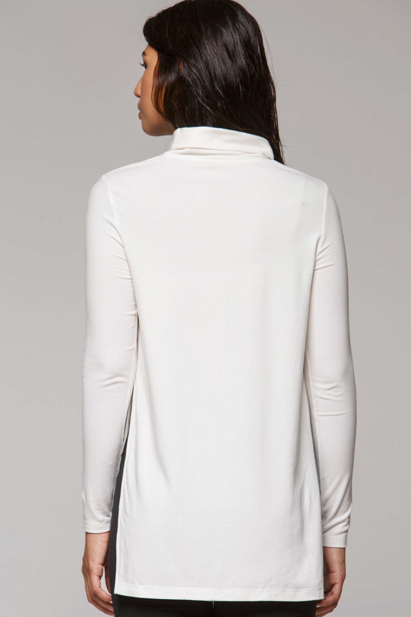 Deimos Turtleneck - Titika Active Couture™ (Hong Kong)
