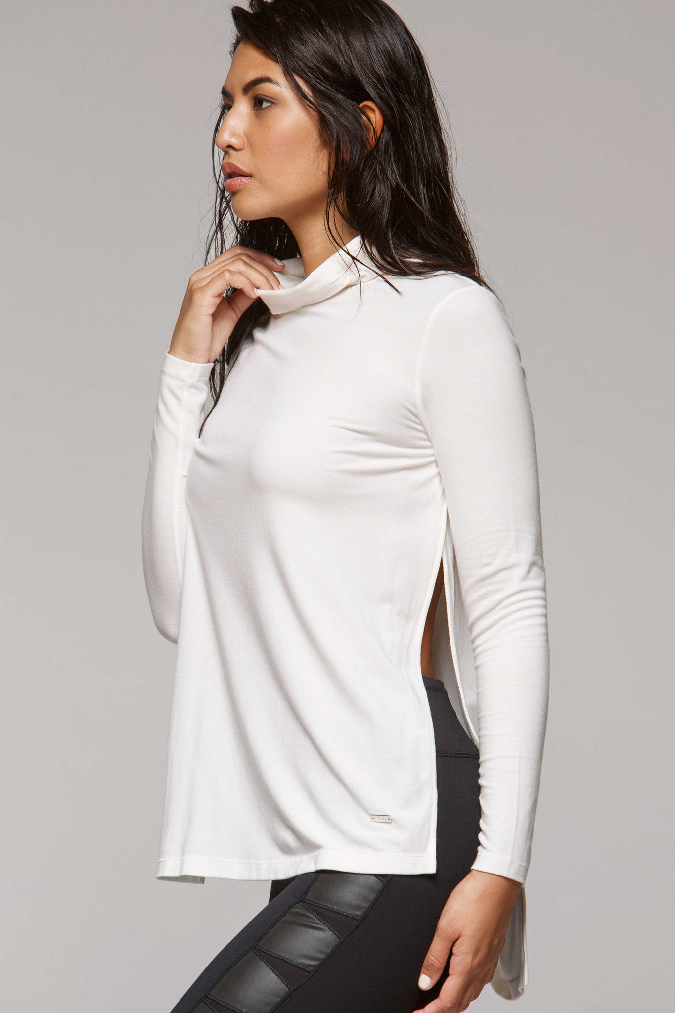 Deimos Turtleneck - Titika Active Couture™ (Hong Kong)