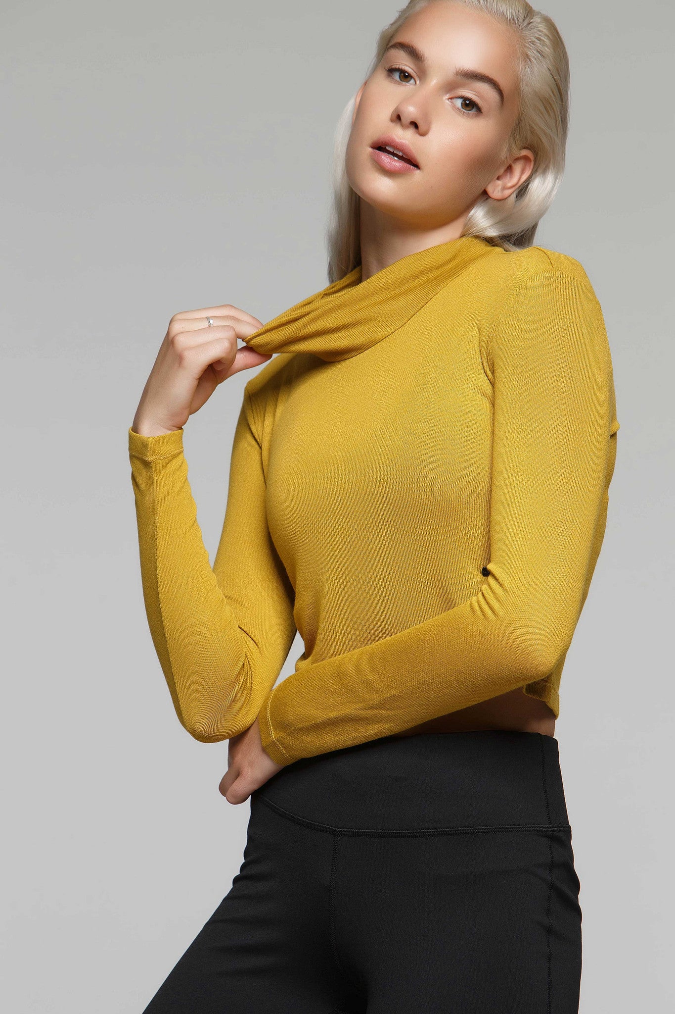 Ashleen Crop Top - Titika Active Couture™ (Hong Kong)